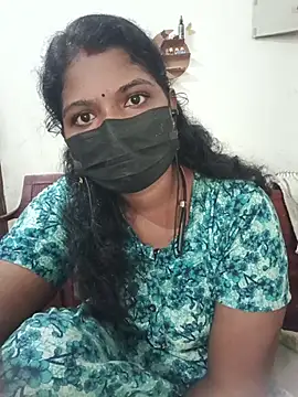 Snapshot of swetha01430 chatting on November 10, 2025, 7:57 am swetha01430 online show from November 10, 2025, 7:57 am