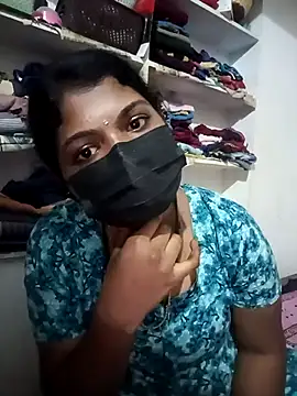 Snapshot of swetha01430 chatting on October 23, 2025, 4:05 pm swetha01430 online show from October 23, 2025, 4:05 pm