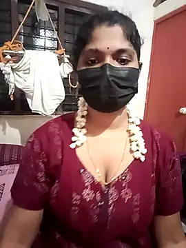 Snapshot of swetha01430 chatting on September 25, 2025, 3:51 pm swetha01430 online show from September 25, 2025, 3:51 pm