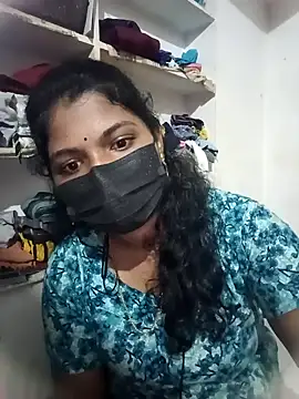 Snapshot of swetha01430 chatting on November 5, 2025, 4:10 pm swetha01430 online show from November 5, 2025, 4:10 pm