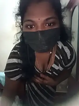 Snapshot of swetha01430 chatting on November 6, 2025, 4:22 pm swetha01430 online show from November 6, 2025, 4:22 pm