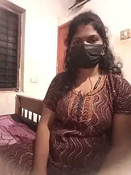 Snapshot of swetha01430 chatting on December 1, 2025, 5:14 pm swetha01430 online show from December 1, 2025, 5:14 pm