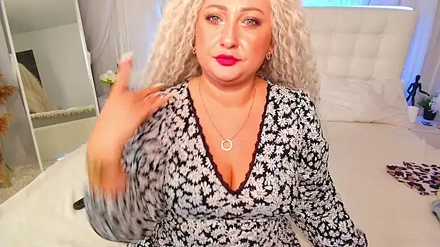 Lilit 1Love online show from October 5, 2025, 4:42 pm