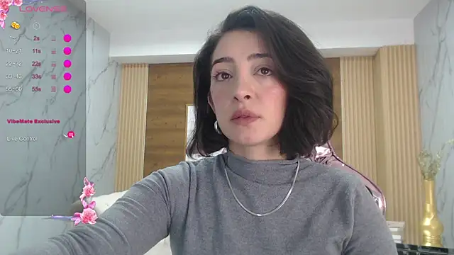 sara lopez s online show from April 14, 2026, 2:11 pm