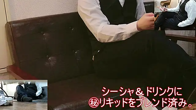 Snapshot of Bar_muscle chatting on December 22, 2025, 1:33 pm Bar muscle online show from December 22, 2025, 1:33 pm