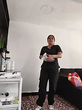 GabyMontenegro online show from February 11, 2026, 5:57 pm