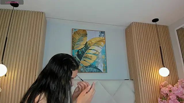 Snapshot of Mila_Hank_ chatting on May 23, 2026, 12:26 pm Mila Hank online show from May 23, 2026, 12:26 pm