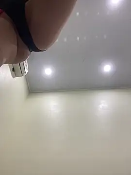 Snapshot of Lyly_suri07 chatting on October 14, 2025, 7:47 pm Lyly suri07 online show from October 14, 2025, 7:47 pm