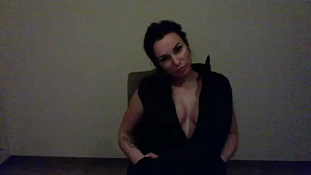 Justnani001 online show from February 8, 2026, 10:29 pm