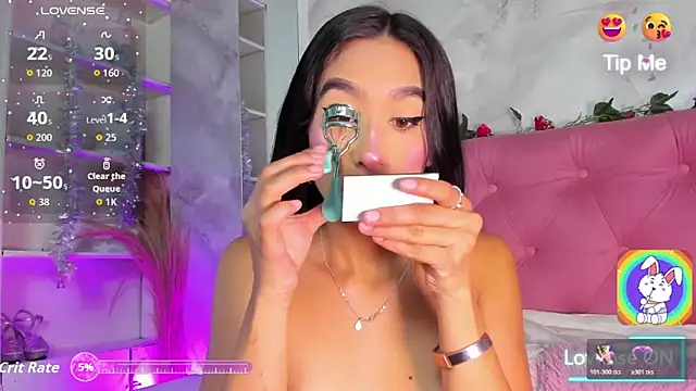 Snapshot of Nicolqueen_ chatting on February 14, 2026, 11:21 am Nicolqueen online show from February 14, 2026, 11:21 am