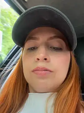 Little ginger online show from September 14, 2025, 5:02 pm