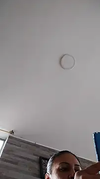 KittyHoleshot87 online show from November 11, 2025, 3:40 pm