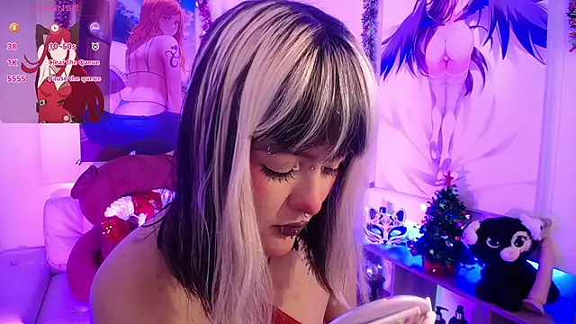 Snapshot of lil_candy77 chatting on November 24, 2025, 12:16 pm lil candy77 online show from November 24, 2025, 12:16 pm