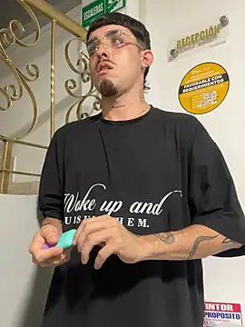 Snapshot of NikoStone_ chatting on February 19, 2026, 4:09 am NikoStone online show from February 19, 2026, 4:09 am