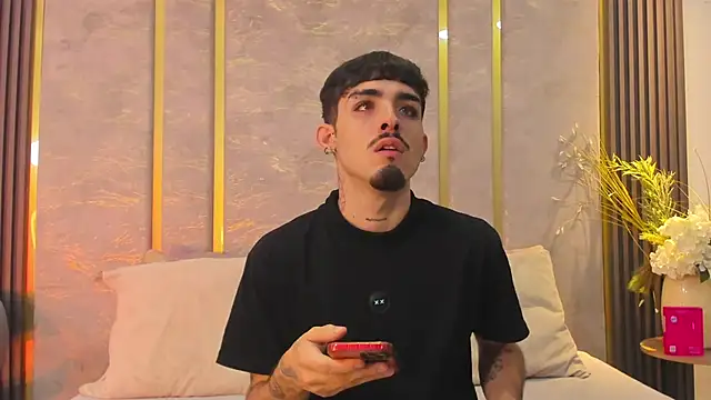 Snapshot of NikoStone_ chatting on September 27, 2025, 4:51 am NikoStone online show from September 27, 2025, 4:51 am