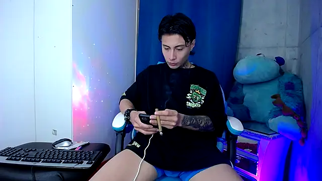 anaximandro hot online show from September 29, 2025, 5:25 am