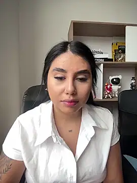 Sophie Dreamss online show from March 20, 2026, 8:21 pm