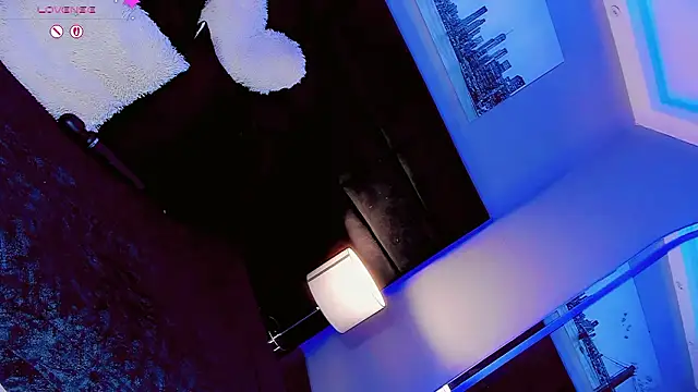 Snapshot of Nauthy_girl chatting on February 12, 2026, 1:00 pm Nauthy girl online show from February 12, 2026, 1:00 pm