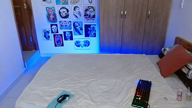 rachel rosse11 online show from February 6, 2026, 8:05 pm