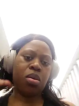 trickyOne online show from September 27, 2025, 10:27 pm