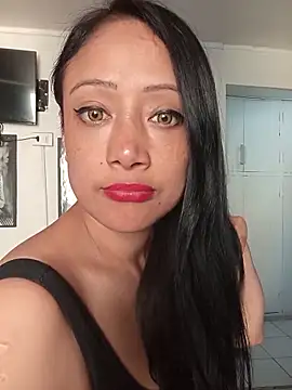 Danielita2025 online show from October 7, 2025, 9:49 pm