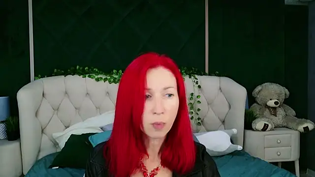 Snapshot of Sofia_Lix chatting on October 6, 2025, 4:24 am Sofia Lix online show from October 6, 2025, 4:24 am