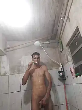 Snapshot of Dedede32 chatting on September 18, 2025, 1:19 am Dedede32 online show from September 18, 2025, 1:19 am