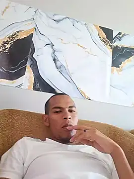 LuciousLyon online show from March 7, 2026, 2:44 pm