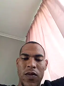 LuciousLyon online show from February 6, 2026, 12:56 pm