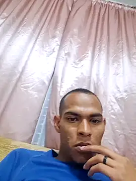 LuciousLyon online show from March 4, 2026, 6:37 pm