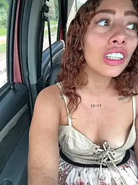 Snapshot of roxyrougee chatting on January 17, 2026, 2:20 pm roxyrougee online show from January 17, 2026, 2:20 pm