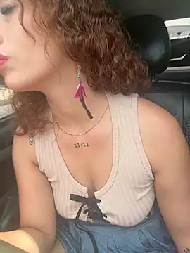 Snapshot of roxyrougee chatting on February 28, 2026, 5:01 pm roxyrougee online show from February 28, 2026, 5:01 pm