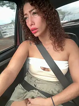 Snapshot of roxyrougee chatting on January 11, 2026, 12:23 pm roxyrougee online show from January 11, 2026, 12:23 pm