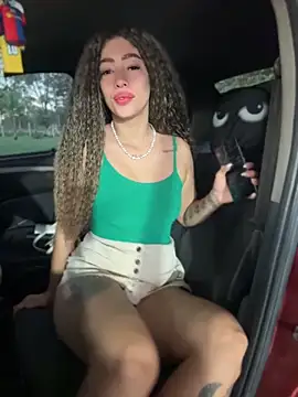 roxyrougee online show from May 20, 2026, 10:56 am