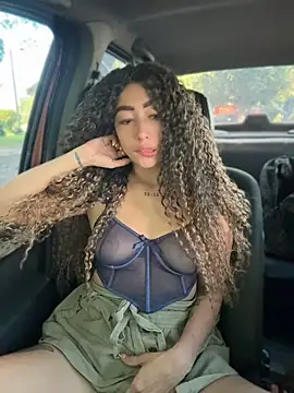 roxyrougee online show from June 20, 2026, 8:47 pm