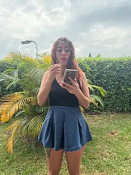 Snapshot of roxyrougee chatting on March 13, 2026, 2:11 pm roxyrougee online show from March 13, 2026, 2:11 pm