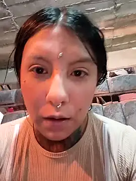 Snapshot of missashlyrosette chatting on November 16, 2025, 5:01 am missashlyrosette online show from November 16, 2025, 5:01 am