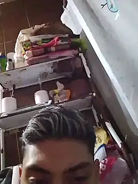 Snapshot of aispuro8505 chatting on January 14, 2026, 6:28 am aispuro8505 online show from January 14, 2026, 6:28 am