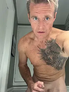 DILFiGuess11 online show from September 9, 2025, 2:59 pm
