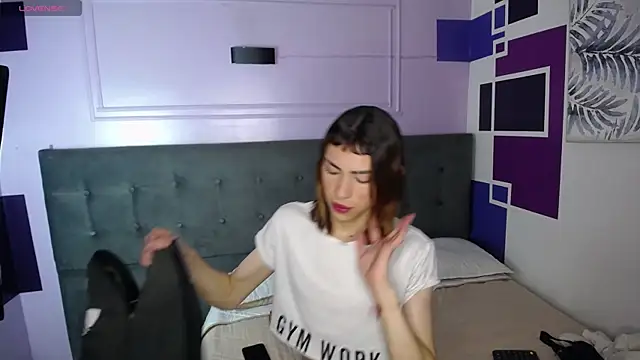 Snapshot of Aaron_Fordd chatting on October 24, 2025, 5:01 pm Aaron Fordd online show from October 24, 2025, 5:01 pm