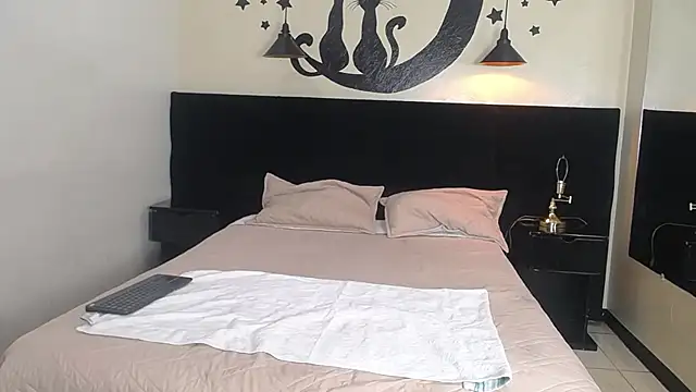 Snapshot of Aaron_Fordd chatting on September 24, 2025, 8:15 pm Aaron Fordd online show from September 24, 2025, 8:15 pm