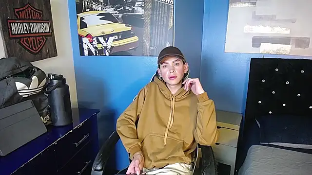 Snapshot of Aaron_Fordd chatting on October 1, 2025, 8:24 pm Aaron Fordd online show from October 1, 2025, 8:24 pm