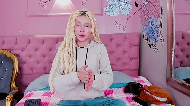 Aaron Fordd online show from December 22, 2025, 1:33 pm