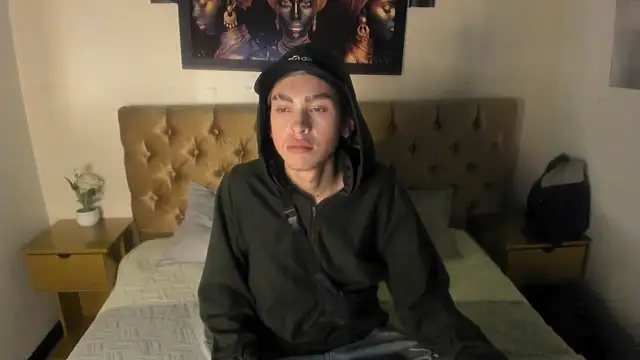 Snapshot of Aaron_Fordd chatting on September 25, 2025, 7:09 pm Aaron Fordd online show from September 25, 2025, 7:09 pm