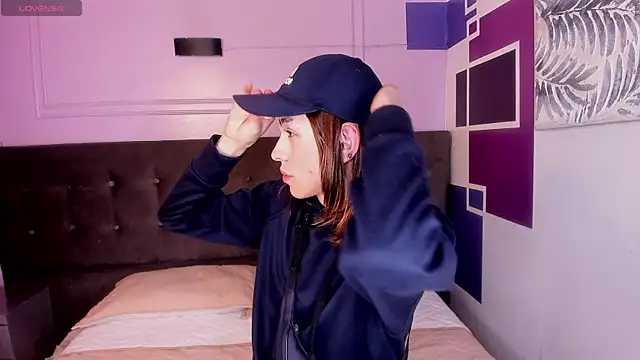 Snapshot of Aaron_Fordd chatting on October 28, 2025, 5:34 pm Aaron Fordd online show from October 28, 2025, 5:34 pm