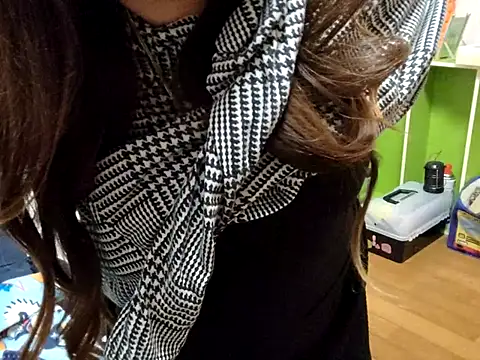 AYA dayo online show from November 3, 2025, 1:37 pm