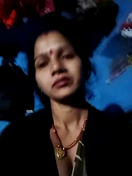 Snapshot of Jooli_xx chatting on November 23, 2025, 11:26 pm Jooli xx online show from November 23, 2025, 11:26 pm