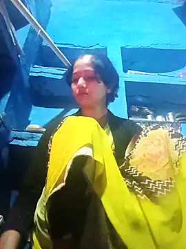 Jooli xx online show from March 7, 2026, 11:32 pm