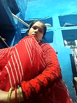 Jooli xx online show from February 1, 2026, 12:09 am