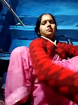 Snapshot of Jooli_xx chatting on December 16, 2025, 12:15 am Jooli xx online show from December 16, 2025, 12:15 am